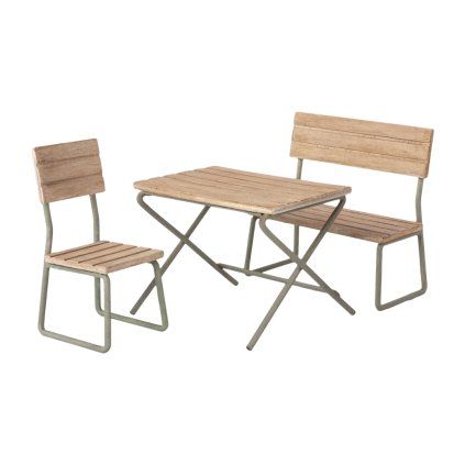 MAILEG Miniaturní zahradní set – Stůl se židlí a lavicí