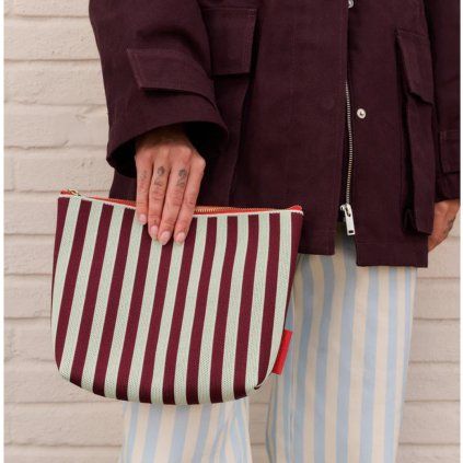 THE STICKY SIS CLUB Toaletní taška Knitted stripes - mist + fig