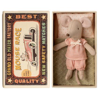 A classic Maileg item, this mouse is ready for hours of play and sleeps soundly in its little matchbox. The clothes and bedding are made of soft fabrics with unique prints in beautiful colors. The mouse has magnets in its hands.  Need to Know  Sizes Height: 11.00cm, Net weight: 0.10kg  Recommended Age +3  Item No 17-5109-00  Primary Material Cotton/Cardboard  Fillings Recycled Polyester/PE Pellets  Care Instructions Soft toy: Machine wash at 30 degrees C / Cardboard: Surface wash Certifications The Safety of Toys Directive, 2009/48/EF and harmo
