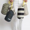 VIVI MARI Oboustranná bunda Ultra Light Puffer  navy/leo navy-olive