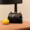THE STICKY SIS CLUB Kabelka walled club chic - Black