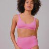 UNDERSTATEMENT Plavky (top) Scoop Candy Pink
